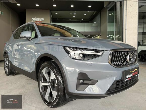 2023 | Volvo XC40 1.5 T2 Plus Bright |