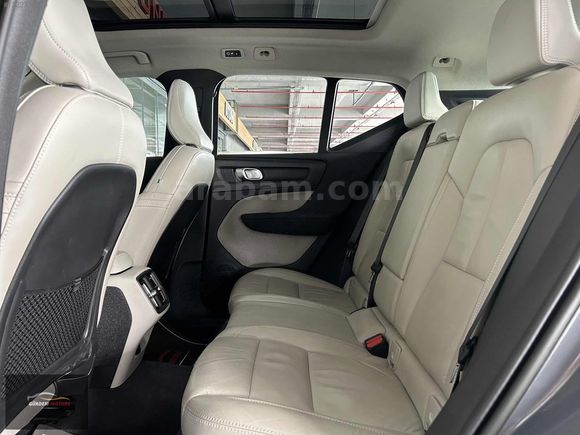 2023 | Volvo XC40 1.5 T2 Plus Bright |