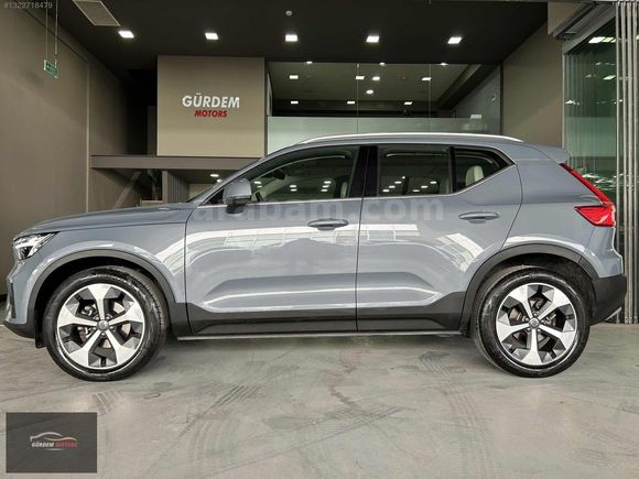 2023 | Volvo XC40 1.5 T2 Plus Bright |
