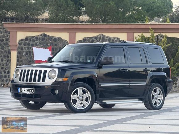 JEEP PATRİOT 4X4 HATASIZ EMSALSİZ TEMİZLİKDE 280KM