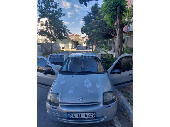 Sahibinden Renault Clio 1.4 RT 2000 Model İstanbul 164.000 km Gri