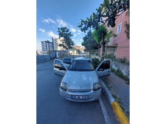 Sahibinden Renault Clio 1.4 RT 2000 Model İstanbul 164.000 km Gri