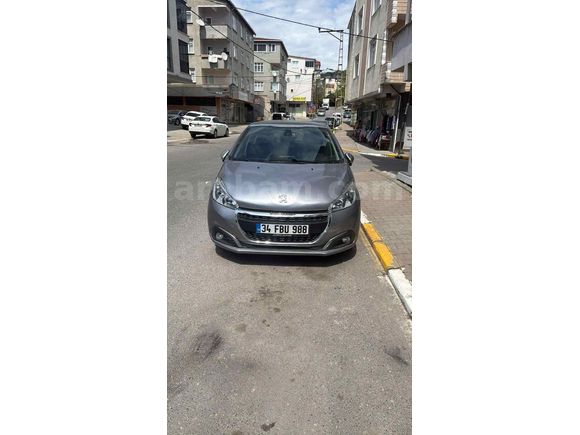 Sahibinden Peugeot 208 1.5 BlueHDi Signature Dynamic 2020 Model  150.000 km Gri