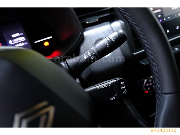 Burak'tan Boyasz K.Kartna12 Tkst Clio Evolution 1.0 TCe X-Tronic