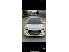 Sahibinden Hyundai i30 1.6 CRDi Style Design Pack 2015 Model  190.000 km Beyaz