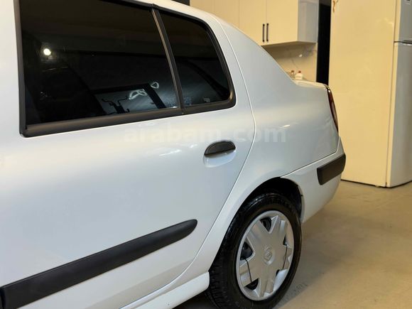 Galeriden Renault Clio 1.5 dCi Authentique 2005 Model Antalya