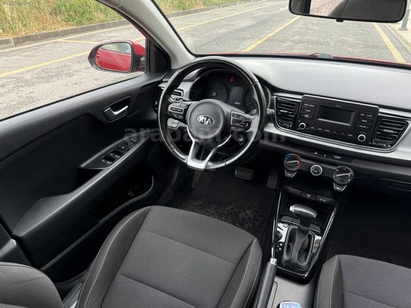 HAKAN'DAN ÇOK DÜŞÜK KM YETKİLİ SERVİS BAKIMLI RİO