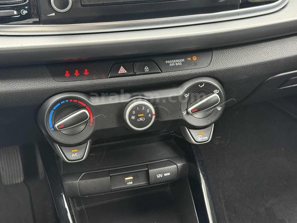 HAKAN'DAN ÇOK DÜŞÜK KM YETKİLİ SERVİS BAKIMLI RİO