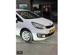 BRK MOTORS'DAN 2015 MODEL 1.4 CVVT HATASIZ BOYASIZ KİA RİO