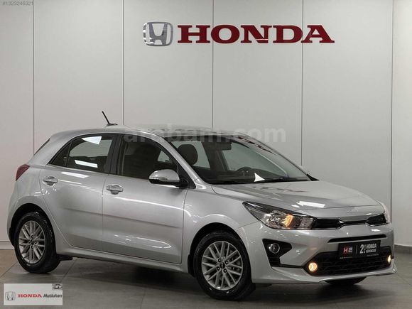 MUTLUHAN'DAN 2022 RİO 1.4 CVVT ELEGANCE TEKNO 20.000 KM OTOMATİK
