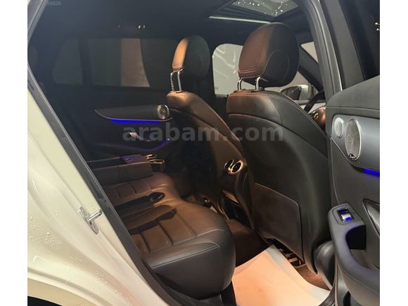 DÜŞÜK KM MERCEDES EQC