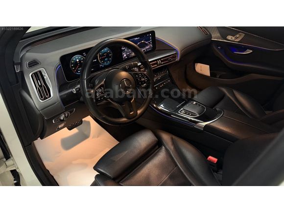 DÜŞÜK KM MERCEDES EQC