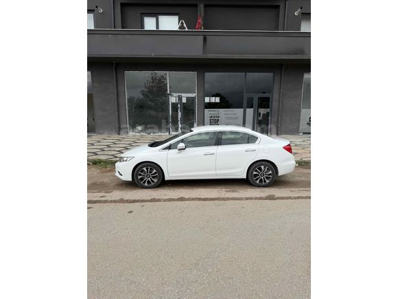 Sahibinden Honda Civic 1.6i VTEC Premium 2015 Model 