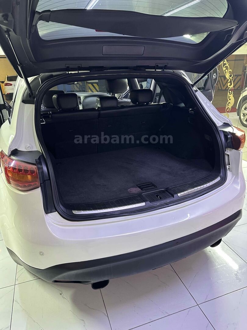 Sahibinden Infiniti FX FX30d S 2011 Model Kayseri 275.000 km Beyaz 4