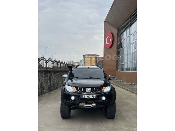 Sahibinden Mitsubishi L 200 4x4 Tornado 2017 Model  107.000 km Siyah