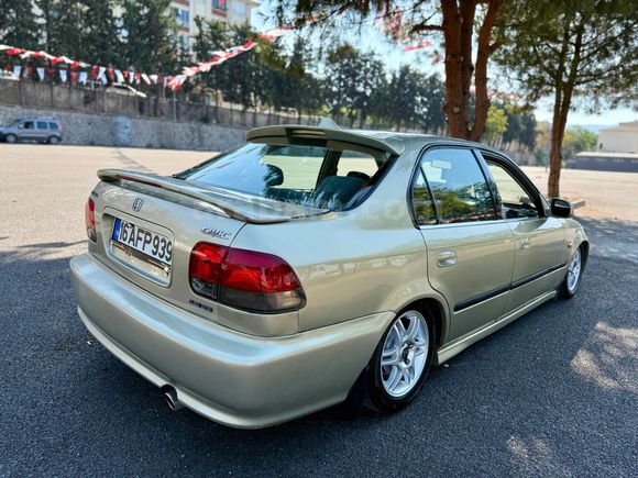 Sahibinden Honda Civic 1.6 i ES 2000 Model 