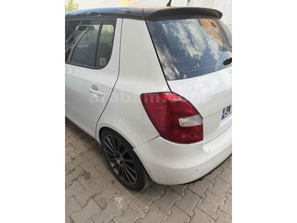 Sahibinden Skoda Fabia 1.4 TSI RS 2011 Model 