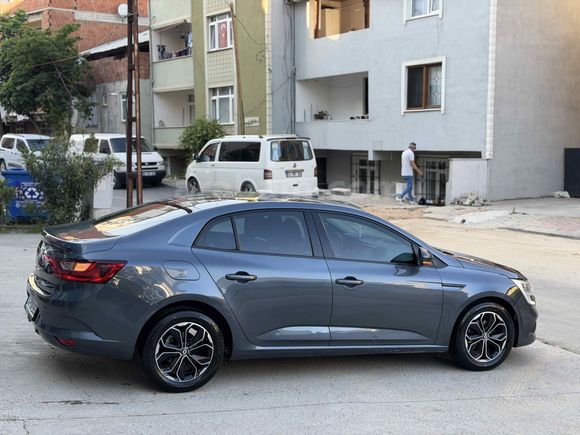 Sahibinden Renault Megane 1.6 Joy 2017 Model 