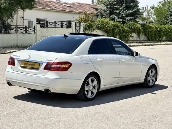 U-BOZOKLU"DAN 2011 E350 4-MATİC DOLU DOLU AİRMATİC