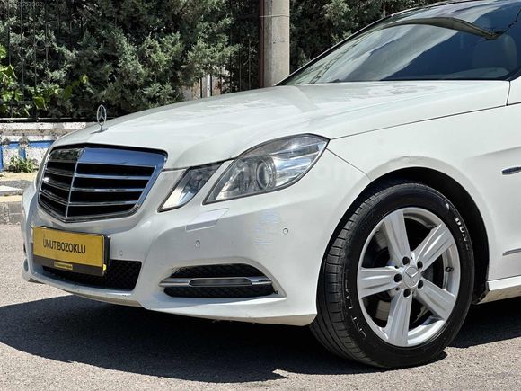 U-BOZOKLU"DAN 2011 E350 4-MATİC DOLU DOLU AİRMATİC