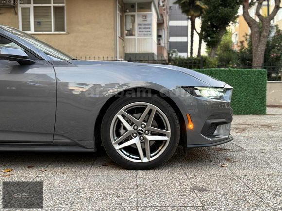6 BİNDE 2025 ÇIKIŞLI MUSTANG 2.3 ECOBOOST SIFIR AYARINDA HATASIZ