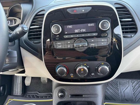 HATASIZ BOYASIZ 2017 RENAULT CAPTUR 1.5 DCİ 82 BİN KM'de BAKIMLI