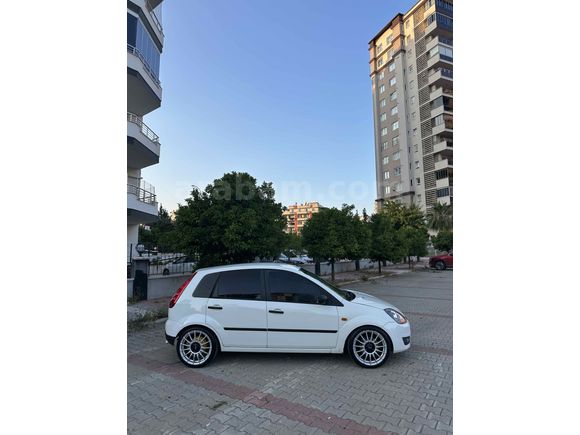 Sahibinden Ford Fiesta 1.4 TDCi Comfort 2004 Model 