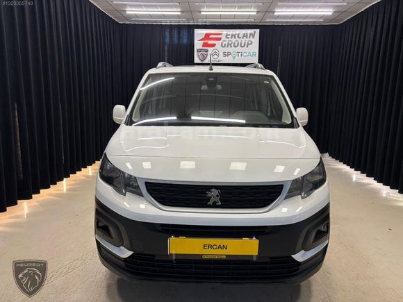 ERCAN YETKİLİ BAYİ 2020 MODEL PEUGEOT RİFTER MANUEL CAM TAVAN