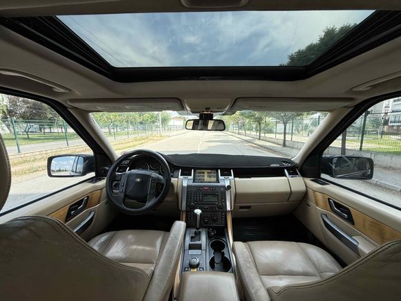 RANGE ROVER   PIRIL PIRIL AİLE ARACI