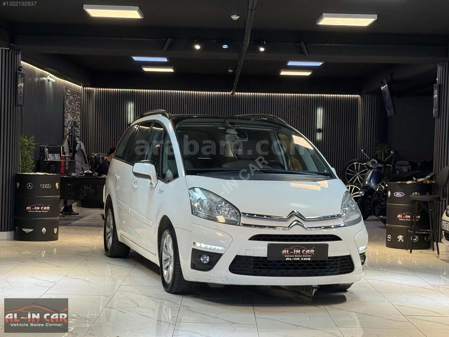 Galeriden Citroen C4 Grand Picasso 1.6 HDi Dynamic 2012 Model İstanbul 100.000 km Beyaz 4
