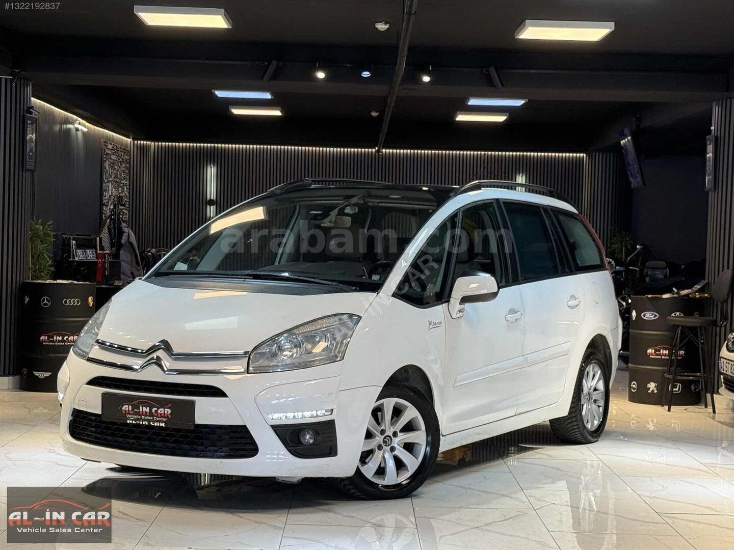 Galeriden Citroen C4 Grand Picasso 1.6 HDi Dynamic 2012 Model İstanbul 100.000 km Beyaz 3