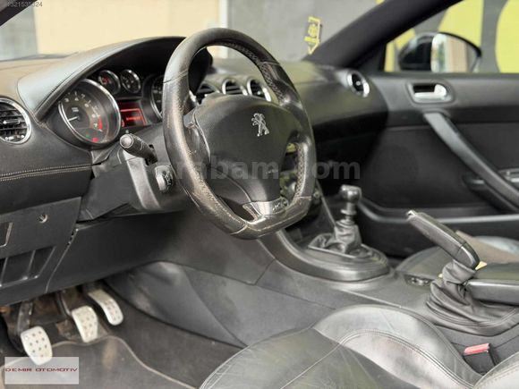 2011 MODEL RCZ MANUEL 200 HP 1.6 THP