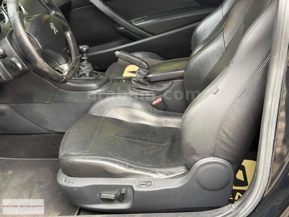 2011 MODEL RCZ MANUEL 200 HP 1.6 THP