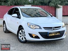 ÖZBEYLER MOTORS'DAN EMSALSİZ TEMİZLİKTE OPEL ASTRA / OTOMATİK +