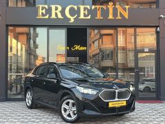 'ERÇETİN' 2024 BMW İX2 SPORTLINE- BOYASIZ-LAZER-HAFIZA-CAMTAVAN