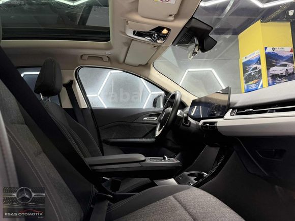 BMW İX2 eDrive20 Sport Line Hatasız Boyasız