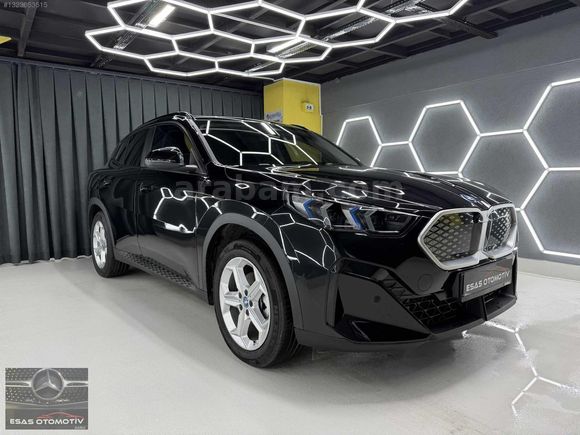BMW İX2 eDrive20 Sport Line Hatasız Boyasız