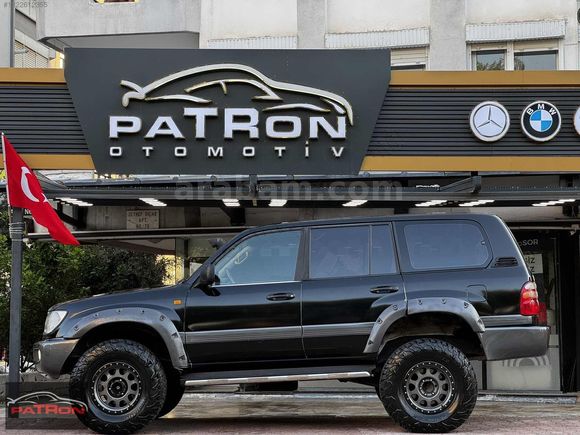 paTRon dan Toyota Land Cruiser V8 VX