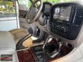 paTRon dan Toyota Land Cruiser V8 VX