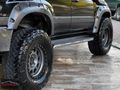 paTRon dan Toyota Land Cruiser V8 VX