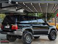 paTRon dan Toyota Land Cruiser V8 VX