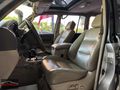 paTRon dan Toyota Land Cruiser V8 VX