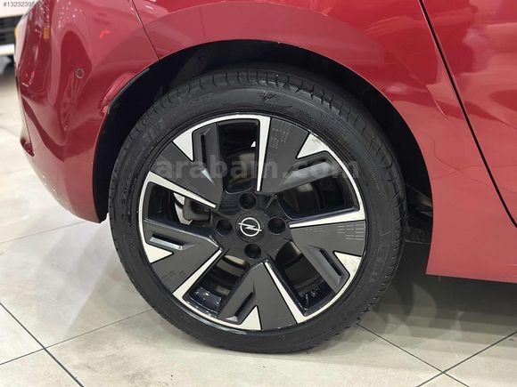 **1BOYA**58BİNDE**CORSA-E**ULTİMATE*136HP**CAM TAVAN**AMBİYANS**