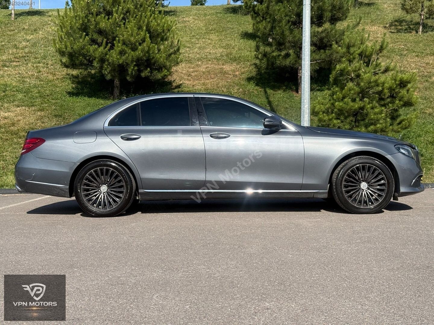 Galeriden Mercedes - Benz E 300 Exclusive 2017 Model İstanbul 178.000 km Gri 7