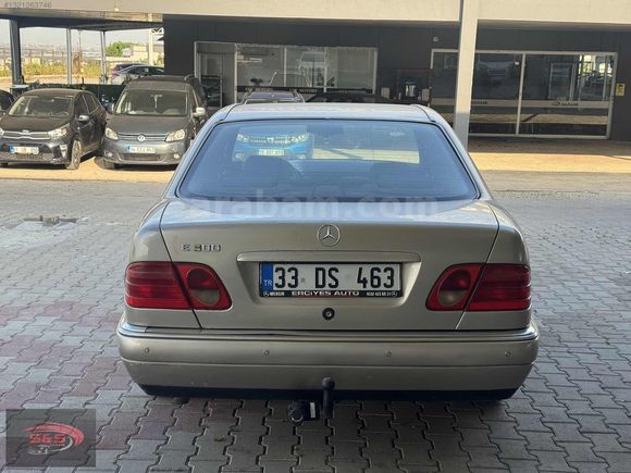 S&S GARAGE DEN KLASİK OTOMATİK DİZEL E300