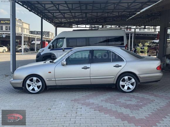 S&S GARAGE DEN KLASİK OTOMATİK DİZEL E300