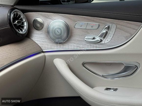 AUTO SHOW_ E300 AMG WHİTE&WHİTE SOĞUTMA COMAND FULL BAYİ HATASIZ