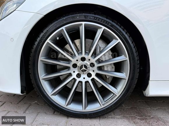 AUTO SHOW_ E300 AMG WHİTE&WHİTE SOĞUTMA COMAND FULL BAYİ HATASIZ