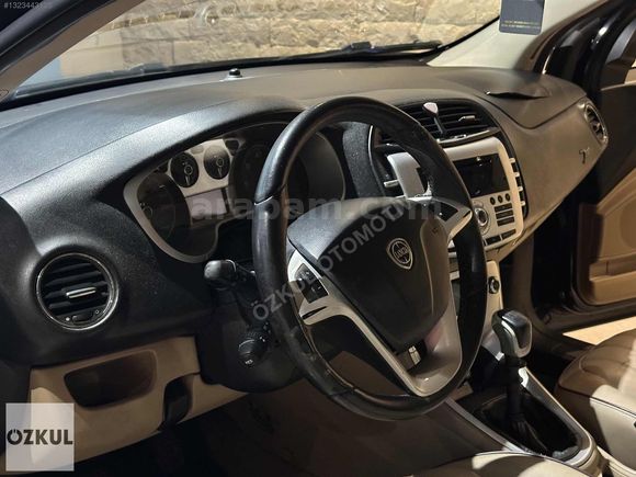 ÖZKUL OTOMOTİV'DEN 2009 LANCİA DELTA 1.6 MJET 150 HP MANUEL