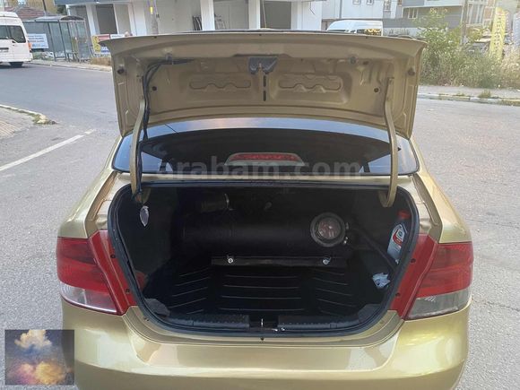 1.4 KLİMALI BUZ GİBİ KALOSSS